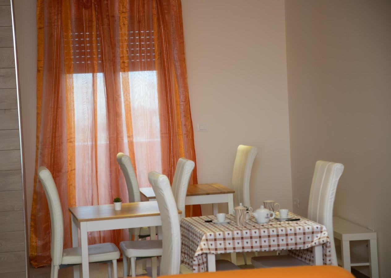 B&B Miramare Suite ตารันโต ภายนอก รูปภาพ